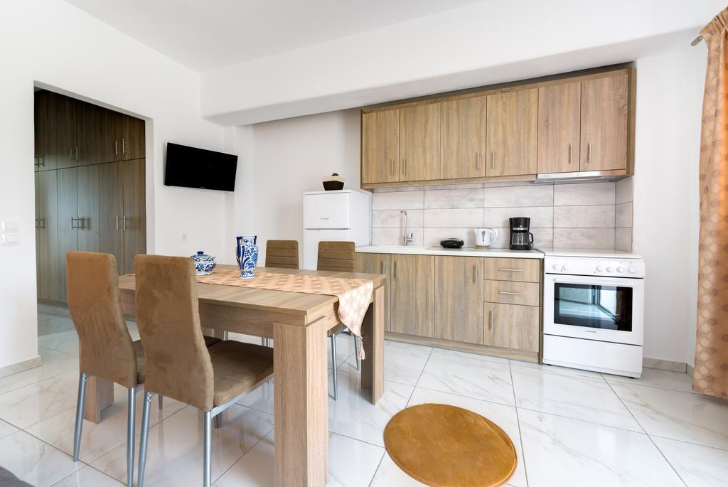 Sun View Villas Pyrgos Kallistis Exterior photo