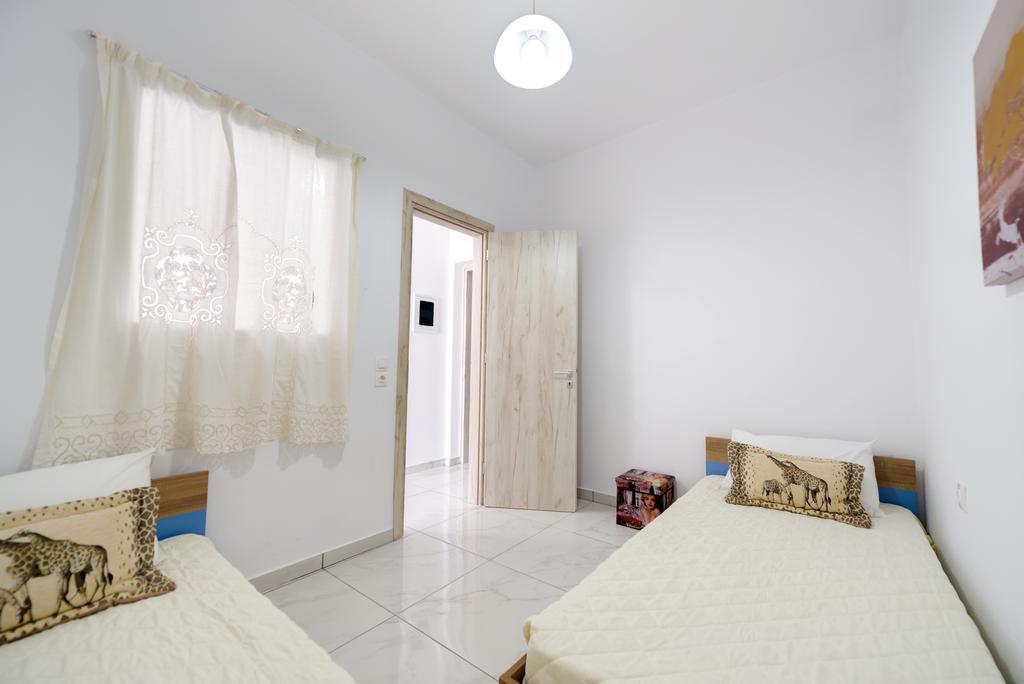 Sun View Villas Pyrgos Kallistis Exterior photo